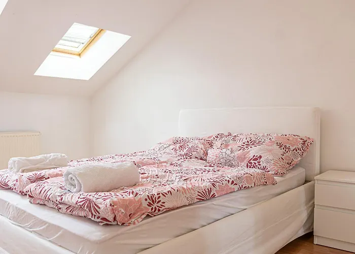 Cozy 1br Comfortable Design/@ Schoenbrunn